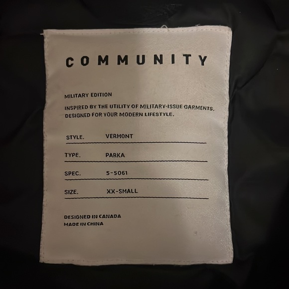 Aritzia down parka in XXS by Community in black - Picture 3 of 10